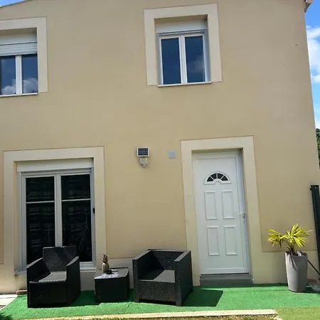 Hébergement de vacances Family House *